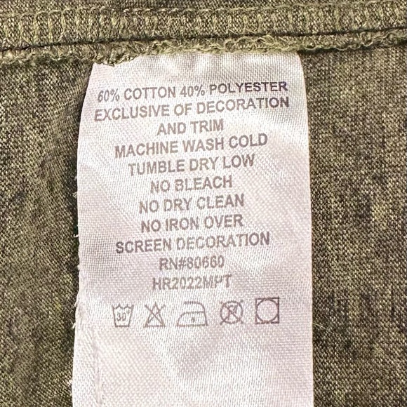 Kauai, Hawaii Deep Green Cotton Blend Short-Sleeve T-Shirt - EUC - L - Picture 9 of 9